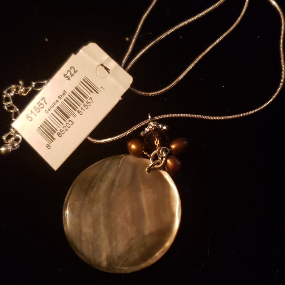 Shell necklace